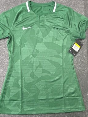 Nike Women’s Green Dri-FIT Geo Jacquard Short Sleeve Top with White Swoosh